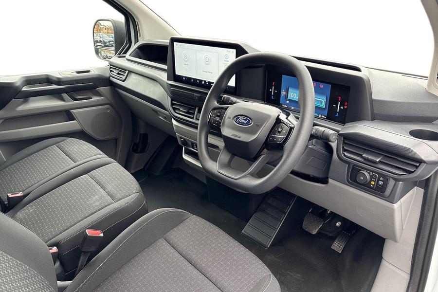 Ford E-TRANSIT CUSTOM Photo 4e0eb532-c440-448f-9549-02bdf0990ab2.jpg
