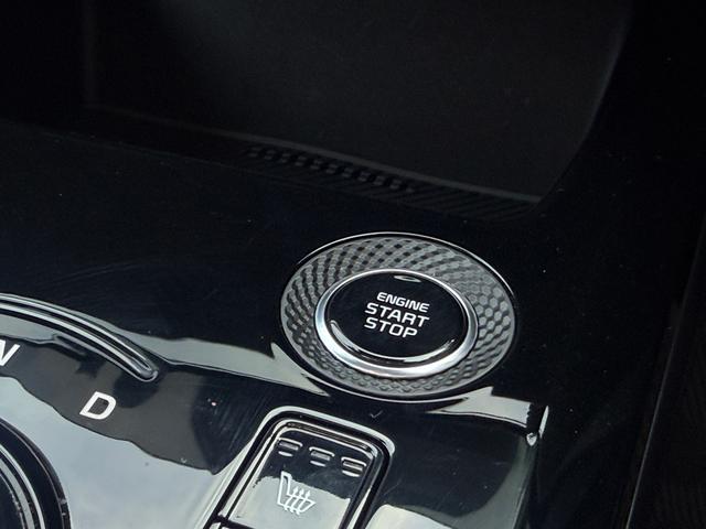 Kia Niro Photo 4e119454-5b3b-4aea-911a-d68eb6fbe120.jpg