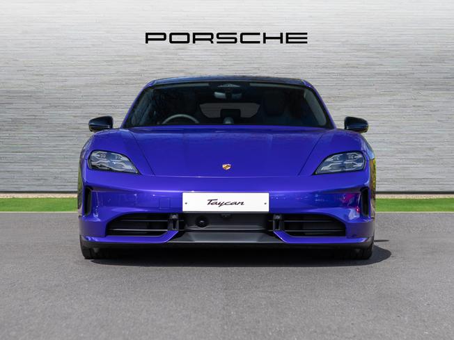 PORSCHE Taycan Photo 6