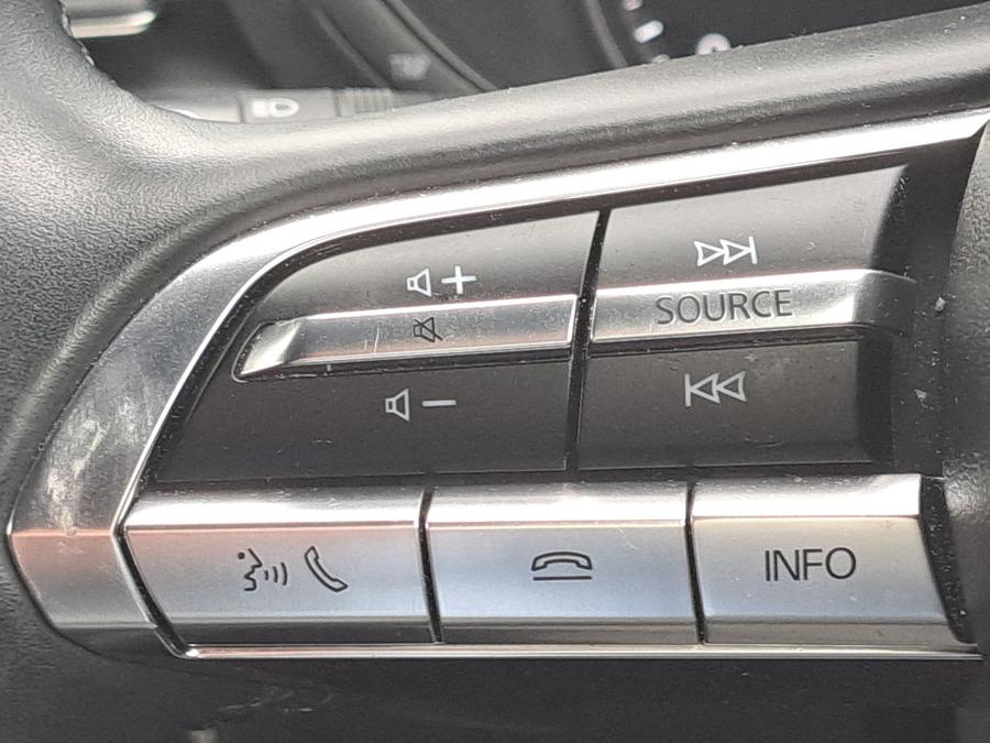 Mazda Mazda3 Photo 4e2b8c10-fec1-4442-9efc-ecc48e78fc51.jpg