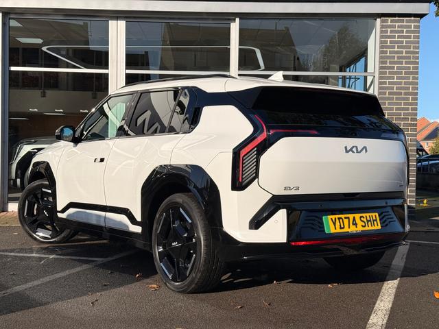 Kia EV3 Photo 4e2db46f-bb6d-48dc-87a2-dd5d0d33d95a.jpg