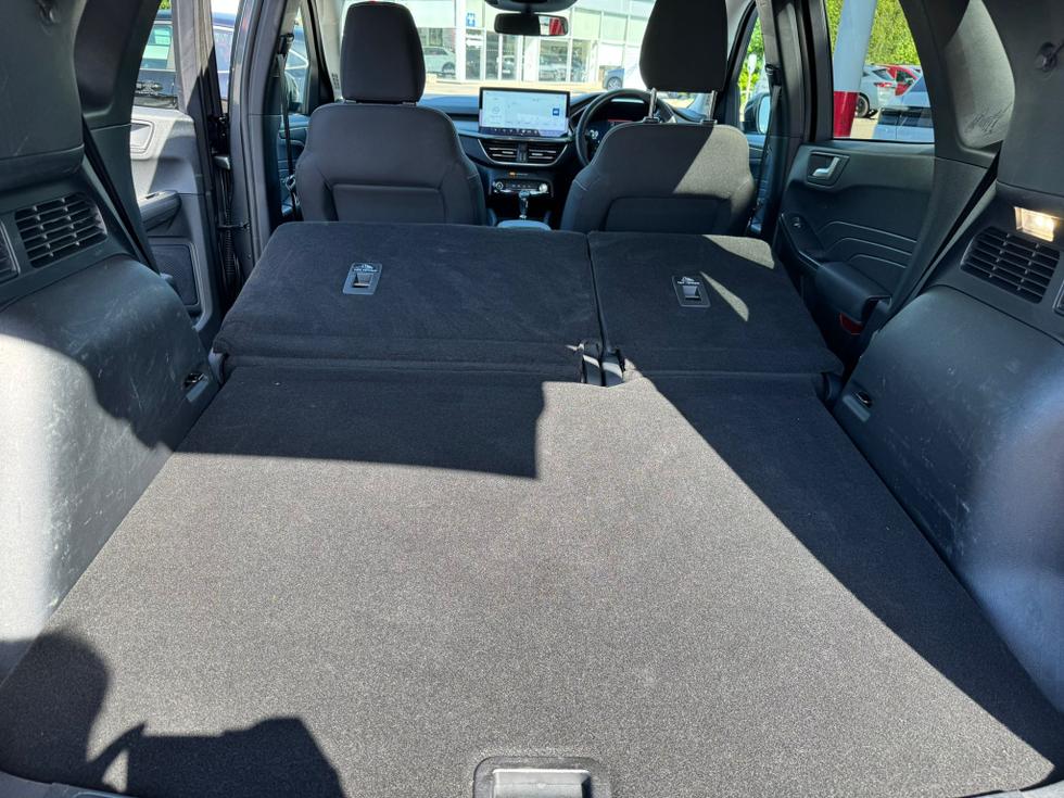 Ford Kuga Photo 4e4501a3-2a37-4414-aab8-8243679bedad.jpeg