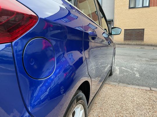 Ford C-Max Photo 9