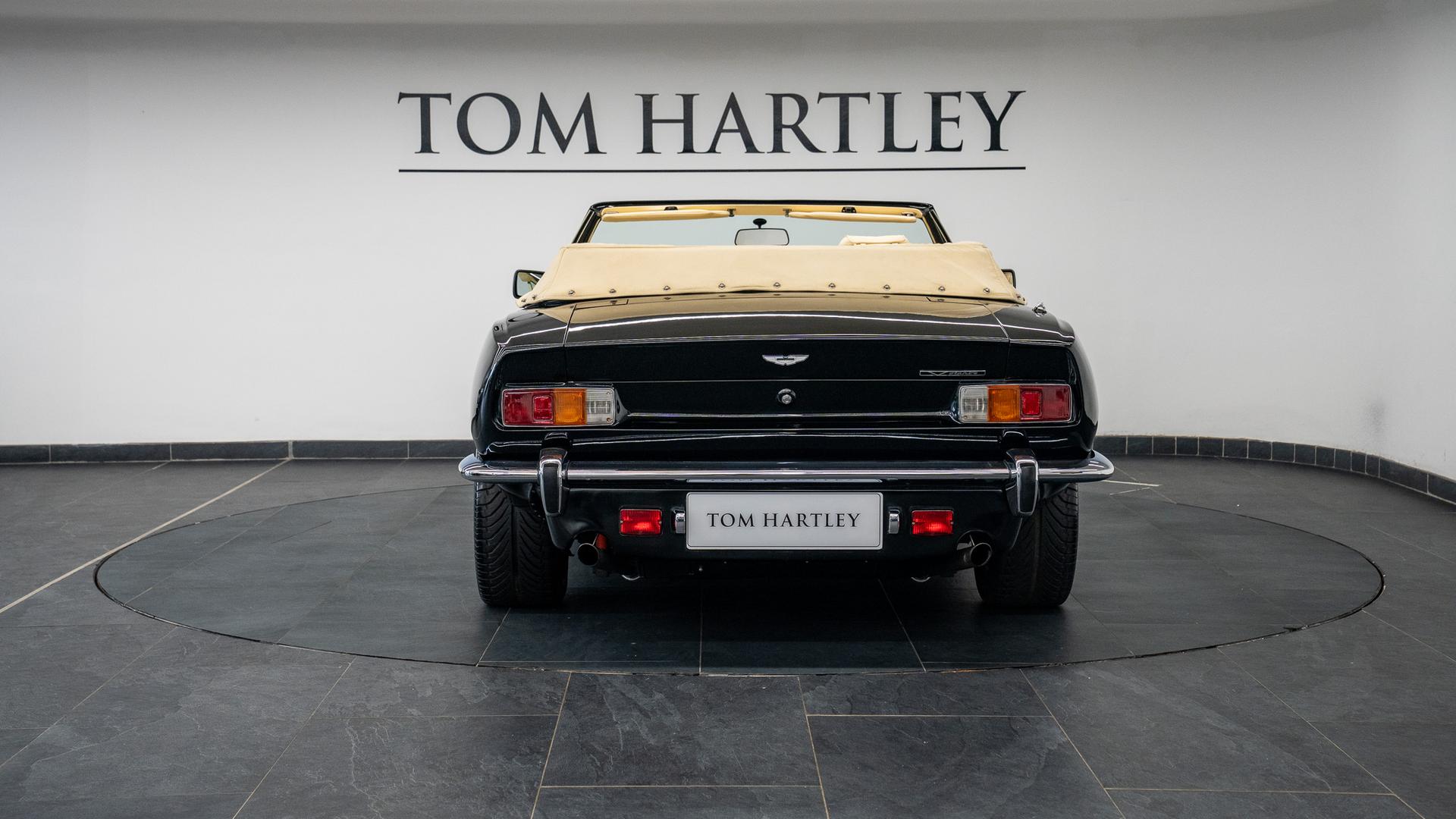 Aston Martin V8 Photo 4e57a7f8-5cd9-458c-8aa8-bd8bb816152c.jpg