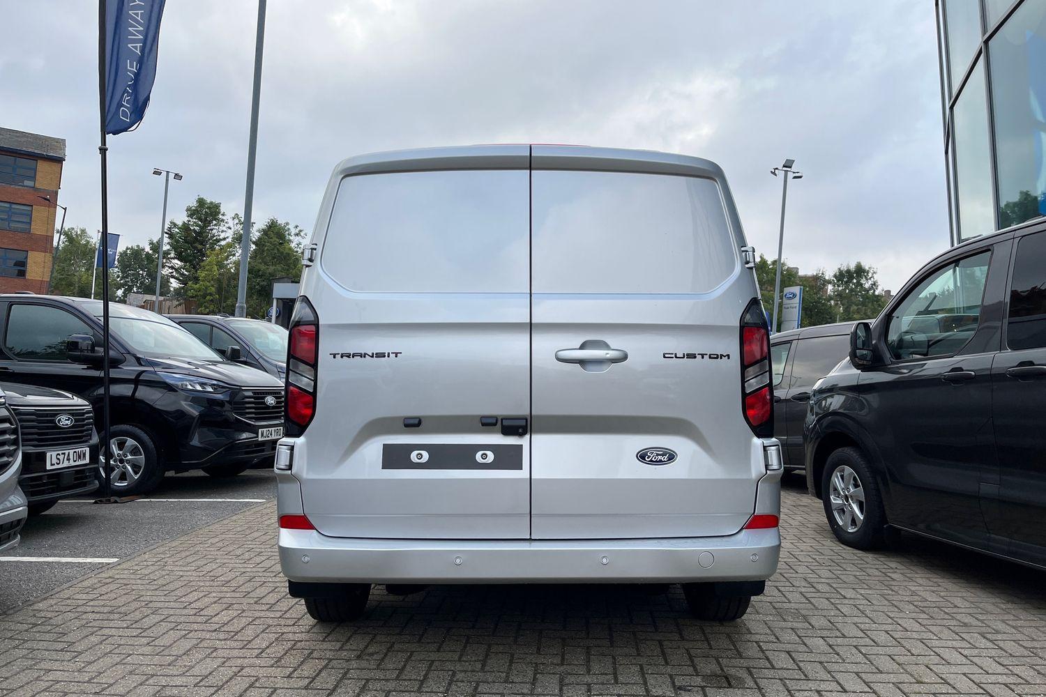 Ford TRANSIT CUSTOM Photo 23
