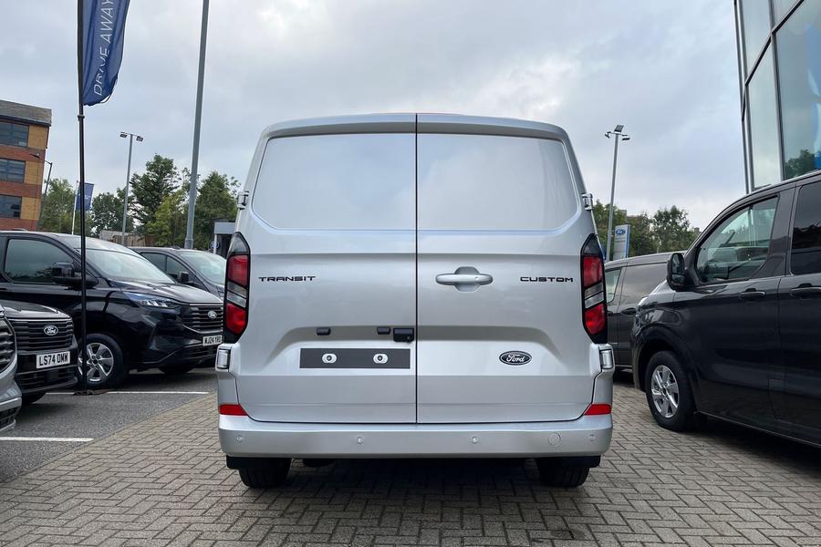 Ford TRANSIT CUSTOM Photo 4e590c01-a6fc-4fc4-acd7-f0b10ef1a286.jpg