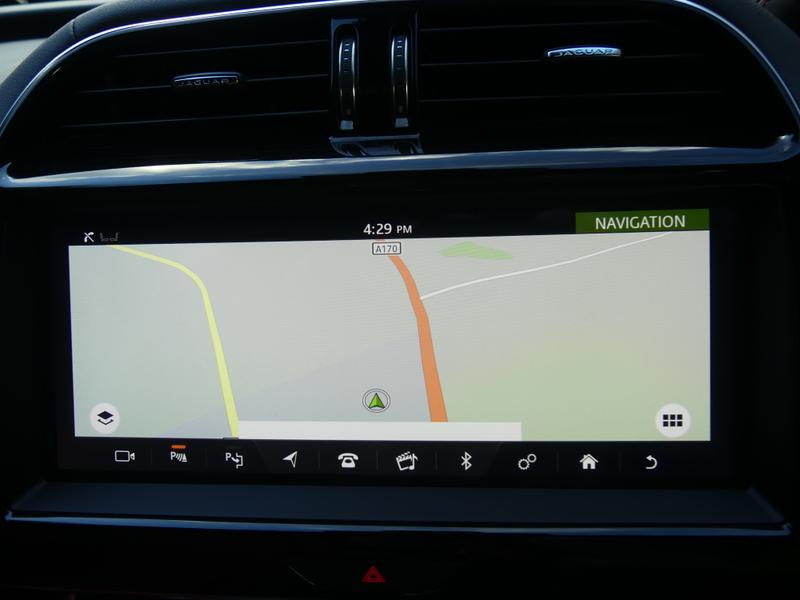 Jaguar XE Photo 4e6d063e-38c9-4f18-8e4c-05353938deec.jpg