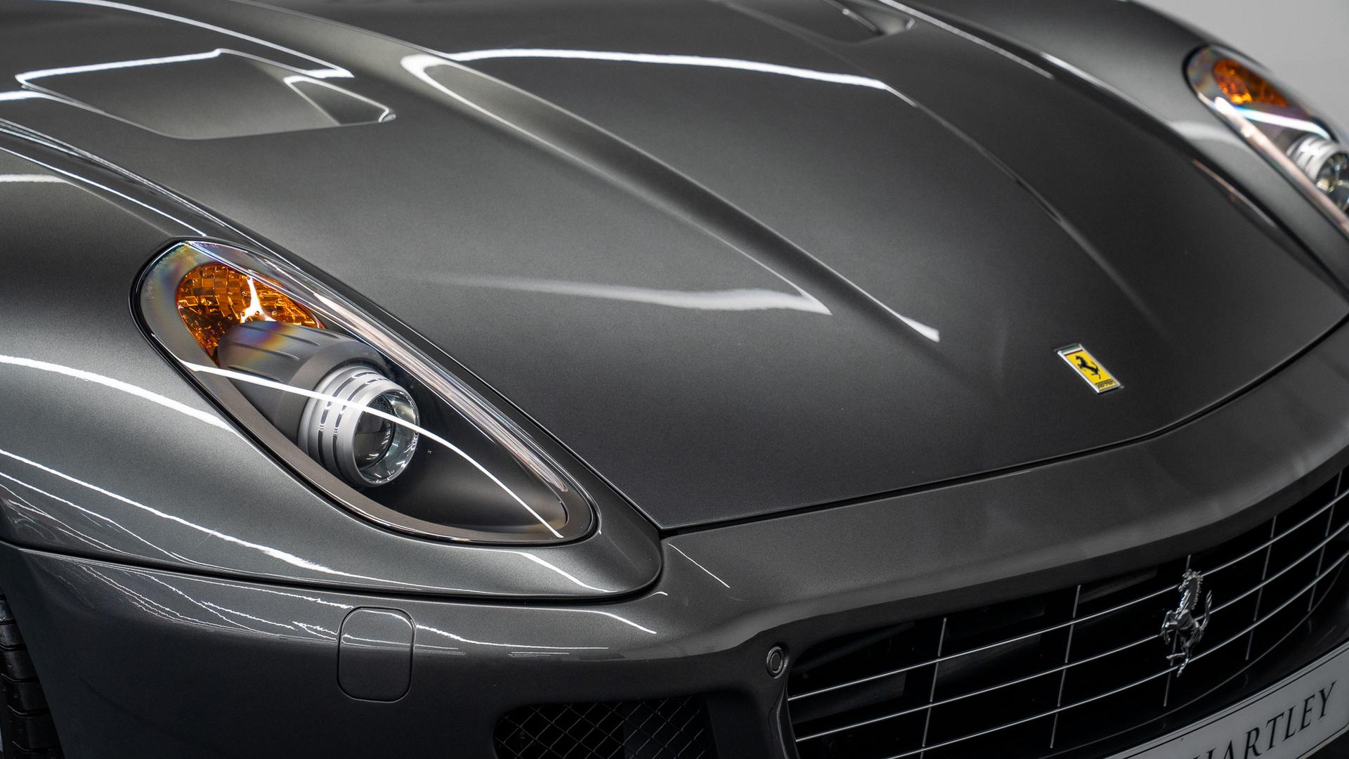 Ferrari 599 Photo 4e7e0a0f-301f-44af-b16f-94d385c2c17b.jpg