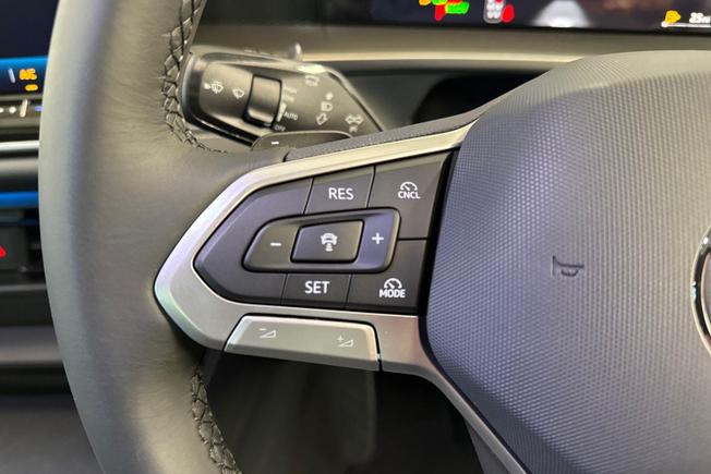 VOLKSWAGEN Tayron Photo 16