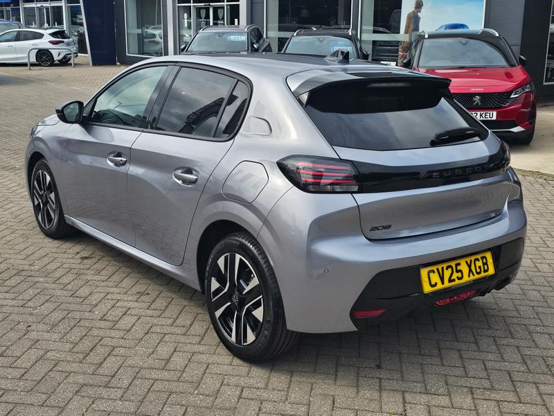 2025 25 PEUGEOT 208