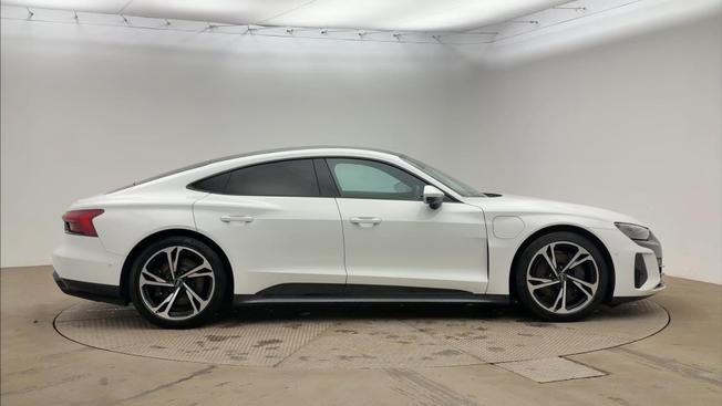AUDI e-tron GT Photo 4