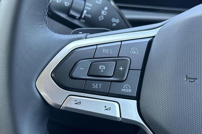 Volkswagen T-Roc Photo 13