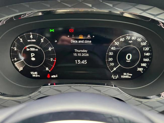 BENTLEY Bentayga Photo 10