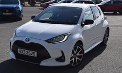 Toyota YARIS Photo 5