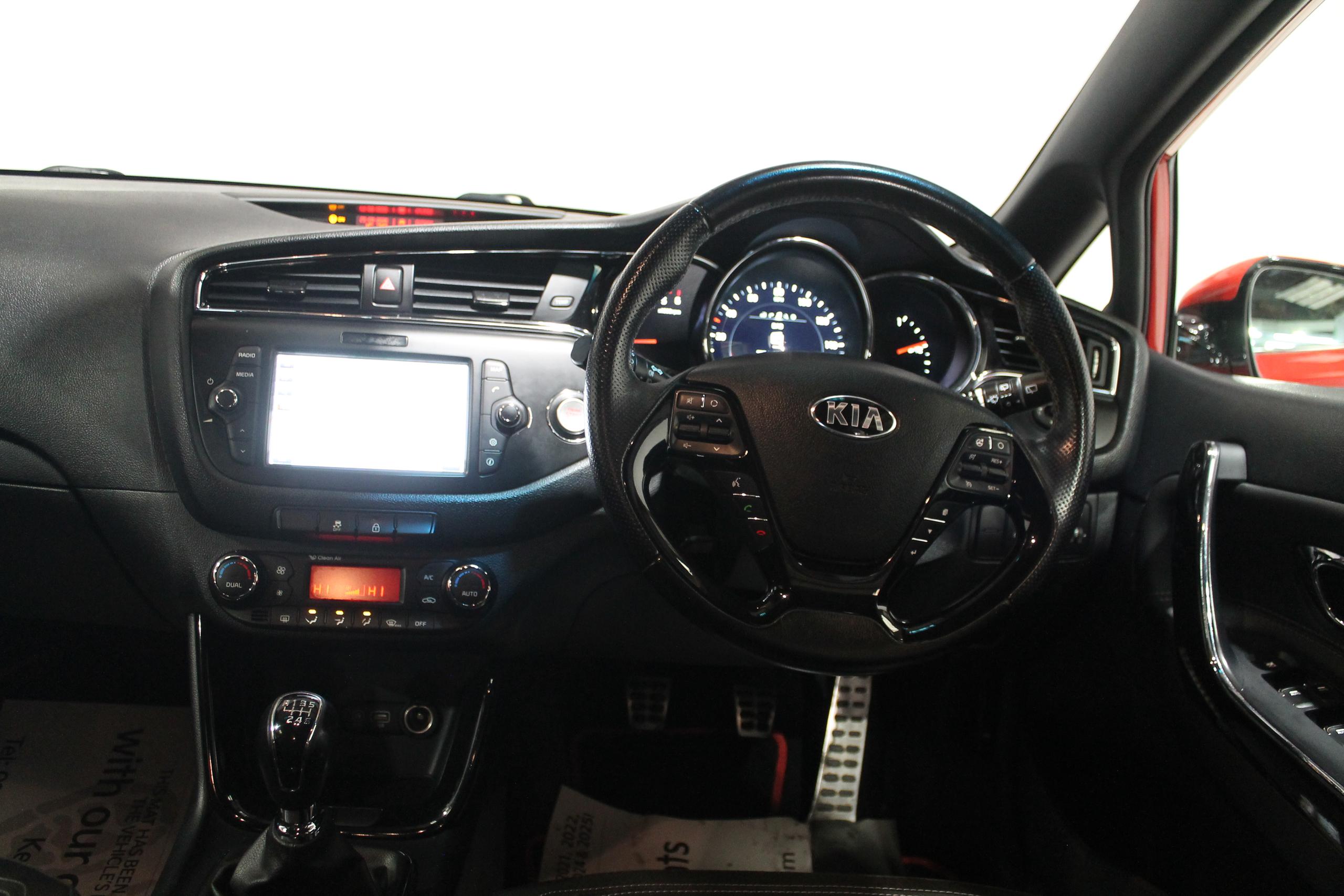 Kia Ceed Photo 8
