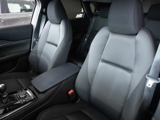 Mazda CX-30 Photo 4ee3623a-fe29-4318-b6ec-5500622367f3.jpg