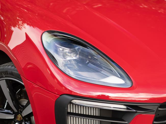 PORSCHE Macan Photo 45