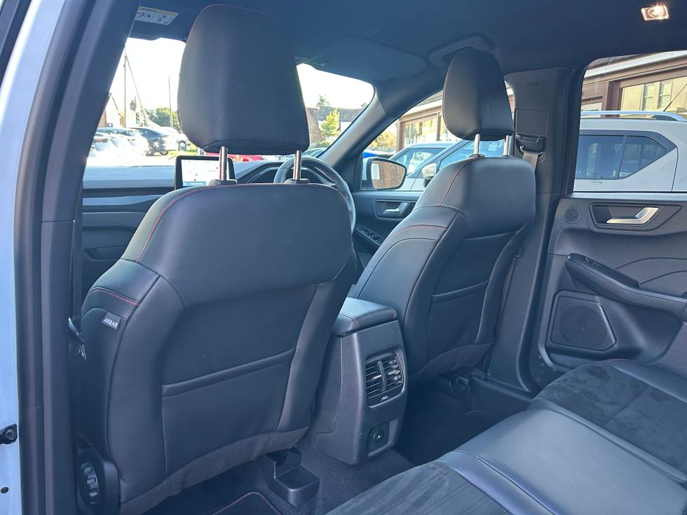 Ford Kuga Photo 4f178481-8db8-4912-b756-5fe04dadf479.jpeg