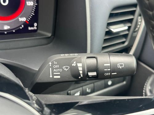 Nissan Qashqai Photo 4f23b8a2-8dc4-4d59-aa28-a797d380c251.jpeg