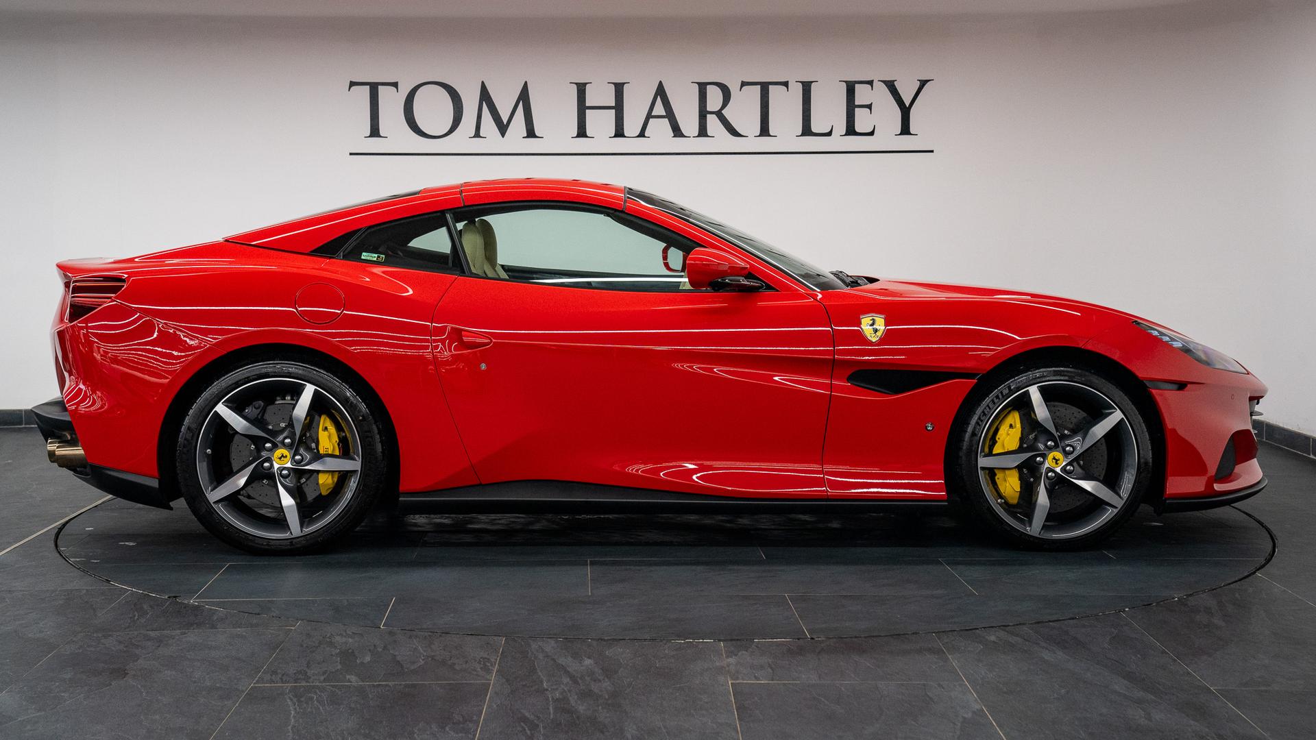 Ferrari Portofino Photo 4f45ea92-d28d-4215-9bb9-2f4859c6c3fa.jpg