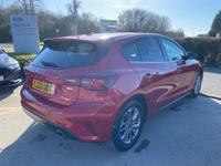 Ford Focus Photo 5
