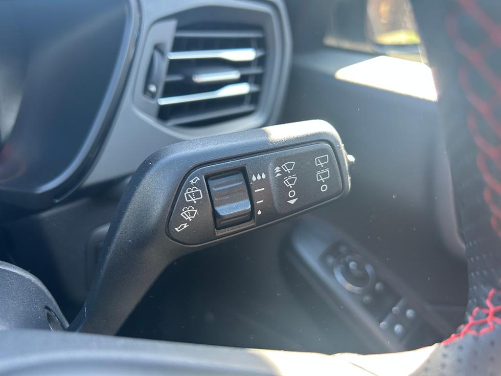 Ford Kuga Photo 4f49c85b-b6ae-4137-95fa-949451322657.jpeg