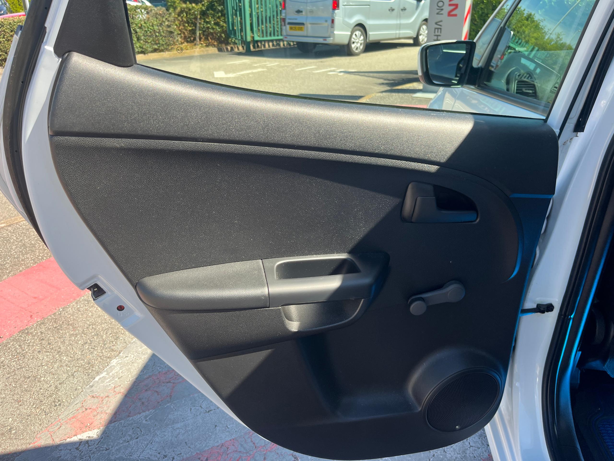 Kia Venga Photo 18