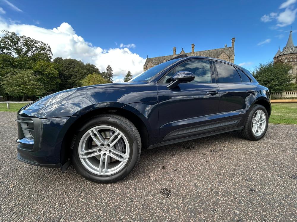 Used Porsche Macan RA71BBJ 25
