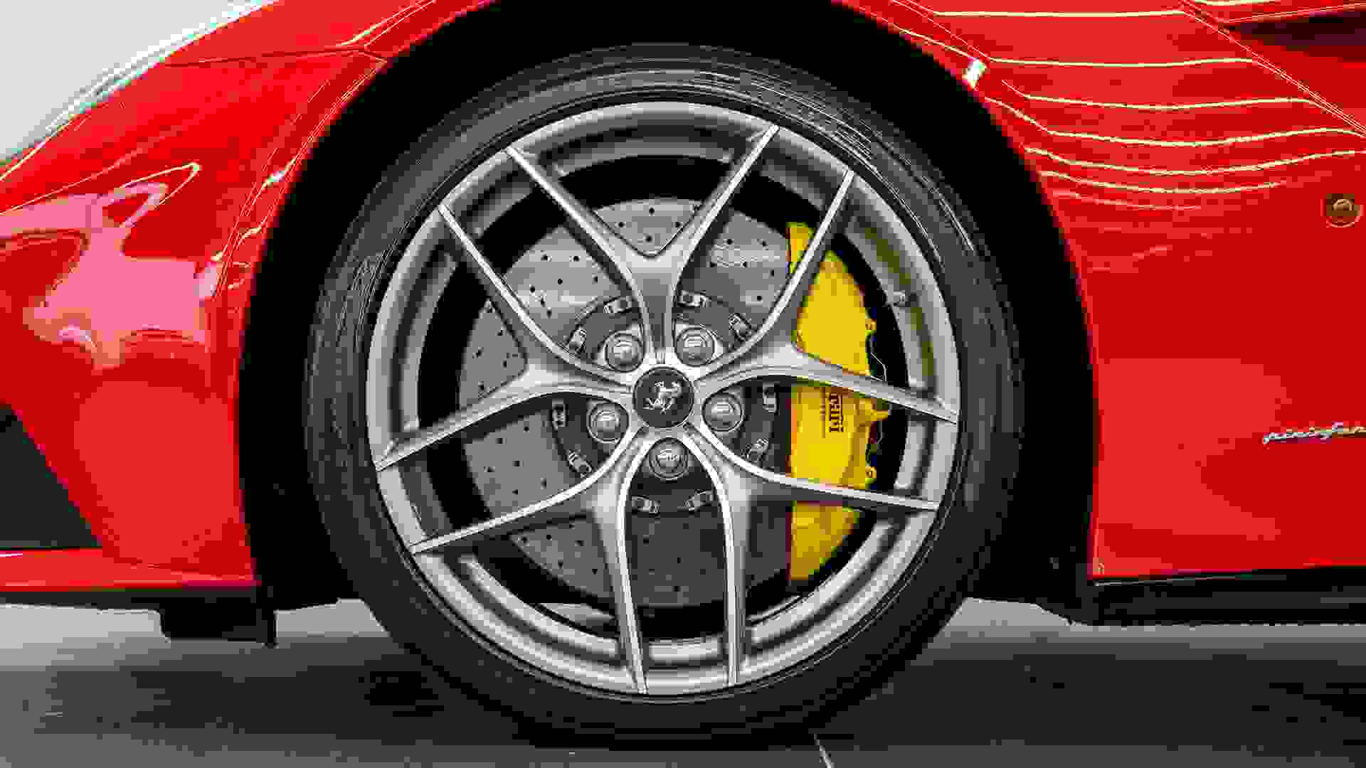 Ferrari F12 Photo 4f55904f-8901-4419-82d9-11cbad8f972b.jpg