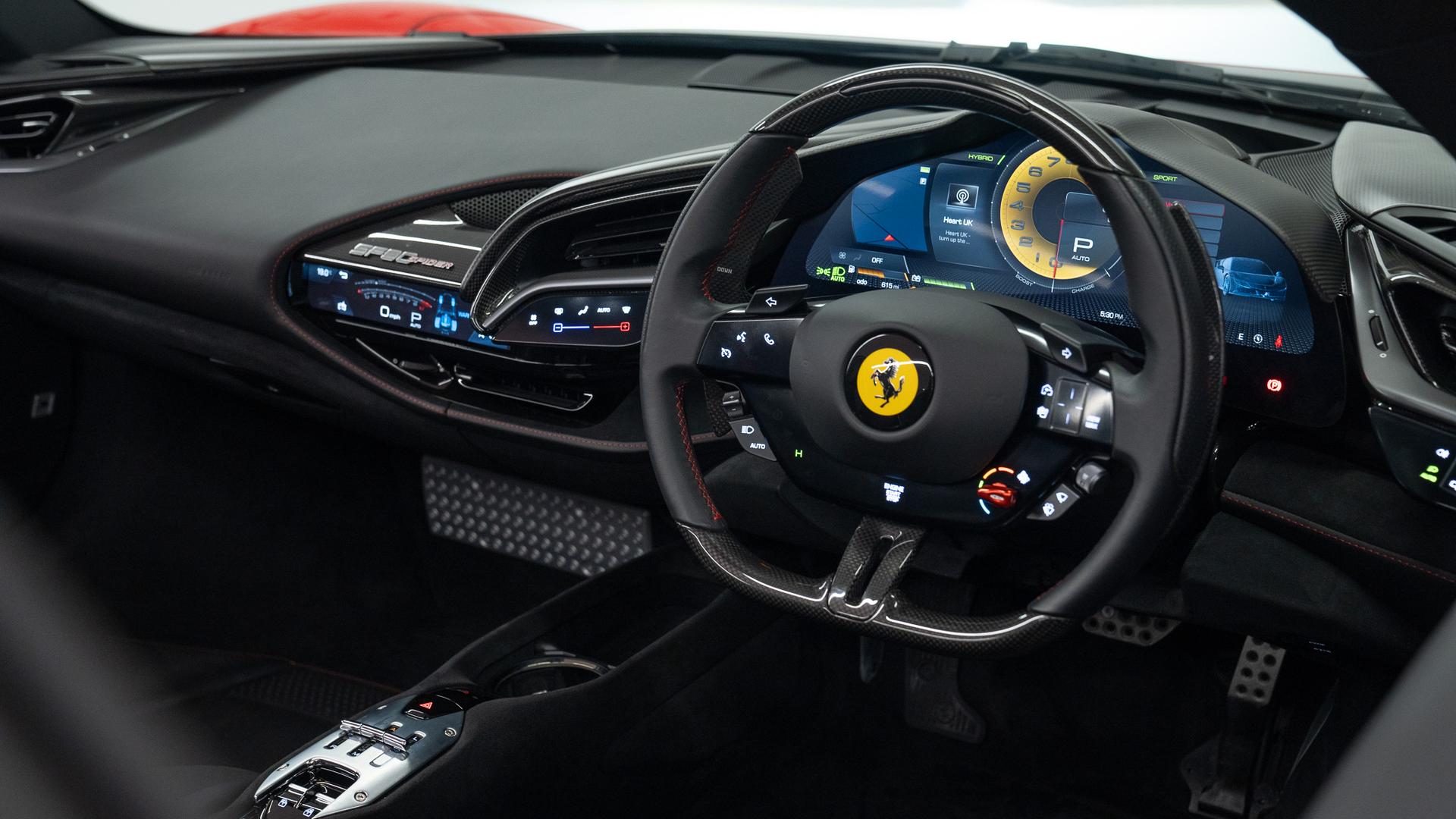 Ferrari SF90 Photo 4f69eba8-edc1-4b47-9d3a-7733008bc724.jpg