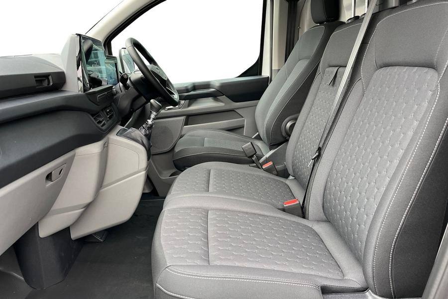 Ford TRANSIT CUSTOM Photo 4f7ad3c0-9e2d-43dc-b286-ac2cfadc229f.jpg