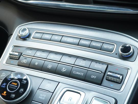 Hyundai Santa Fe Photo 4f834471-84e5-4d29-8fb0-fe9806e01955.jpg
