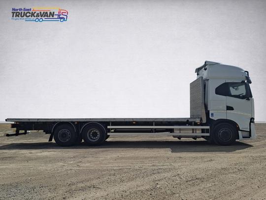 Iveco S-WAY Photo