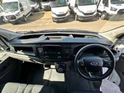 Ford Transit Photo 8