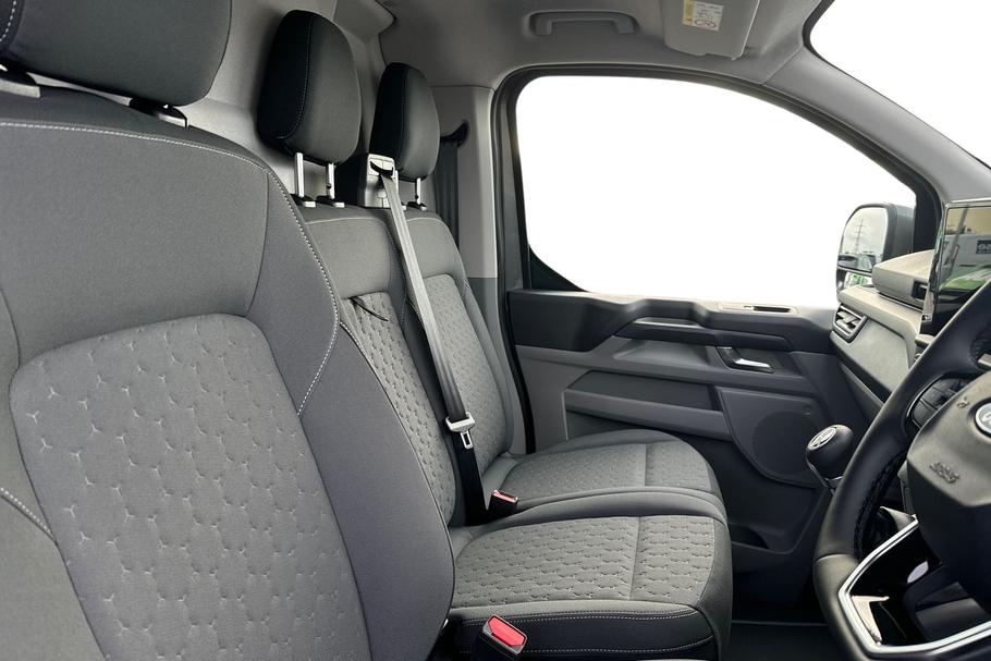 Used Ford TRANSIT CUSTOM NEWCUSTOM18 11