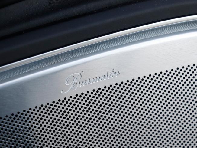 PORSCHE Panamera Photo 30