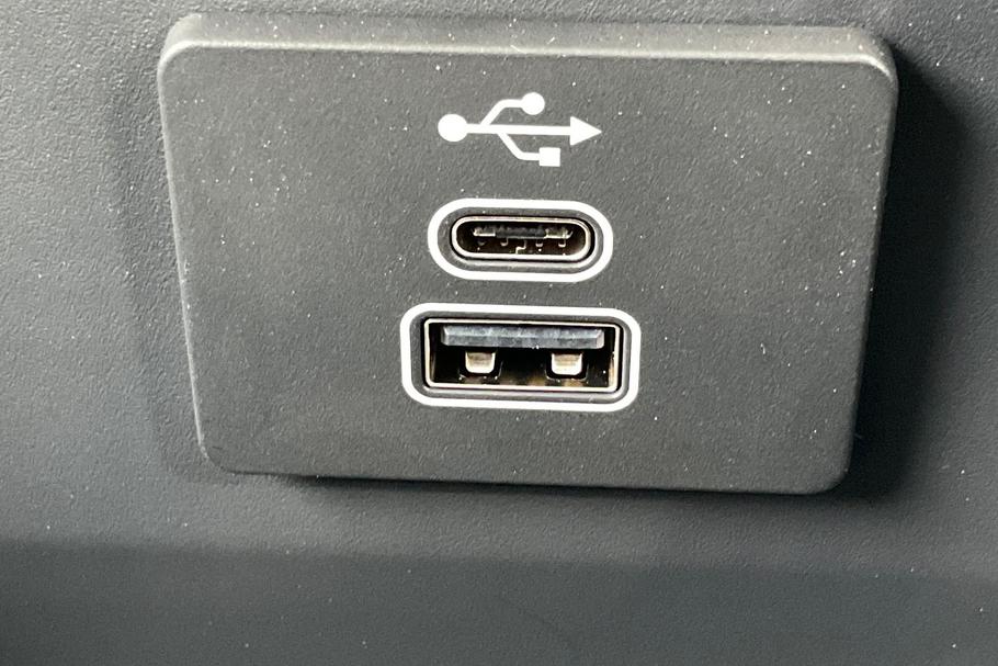 Used Ford TRANSIT COURIER COURIERTREND5 26