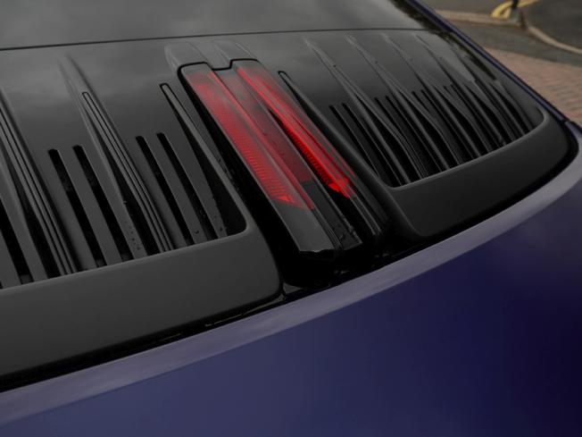 PORSCHE 911 Photo 29