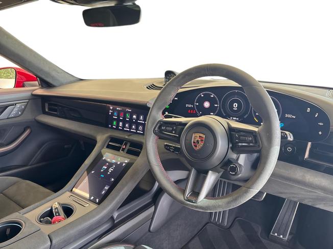 PORSCHE Taycan Photo 40