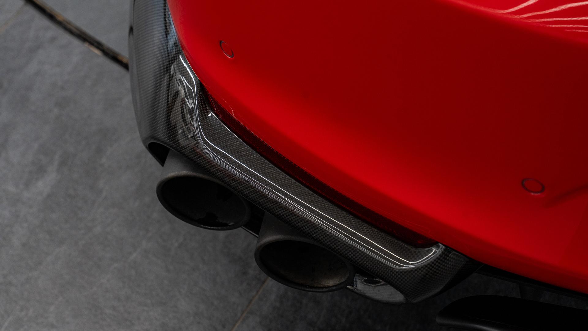 Ferrari 812 Superfast Photo 4fbf96da-9b9f-4c42-a633-6b2ff587f300.jpg