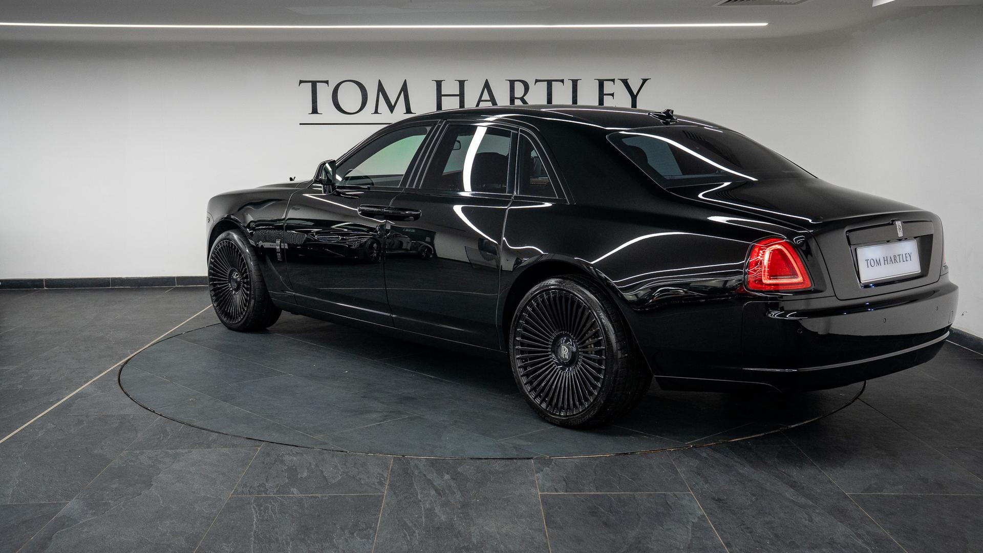 Rolls-Royce Ghost Photo 4fc1e3a1-6ae9-43ed-8514-4466640d4c65.jpg