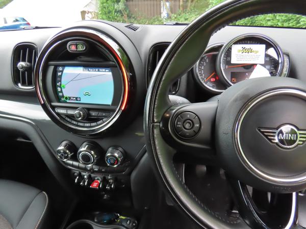 Used MINI Countryman MV68BPF 18