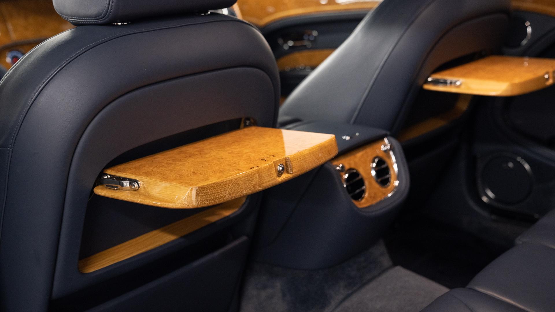 Bentley Mulsanne Photo 4fcc10fc-2eac-47ab-98dd-29c790f4293a.jpg