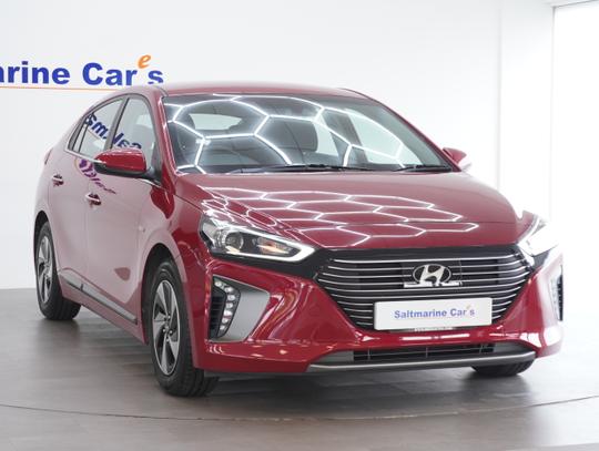 Hyundai IONIQ Photo 4fd62f43-342d-4c74-8bc7-f69f59368c73.jpg