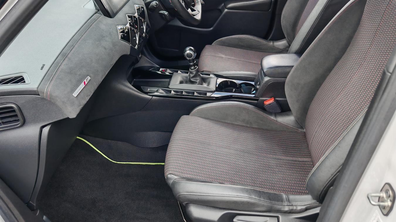 Used DS AUTOMOBILES DS 3 CROSSBACK BF20GWO 20