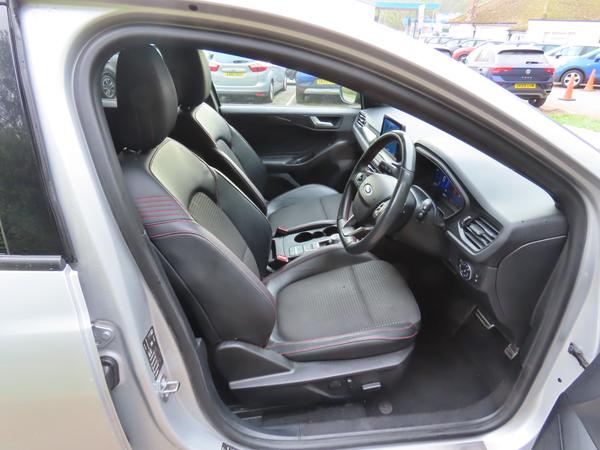 Used Ford Focus RF70MVH 17