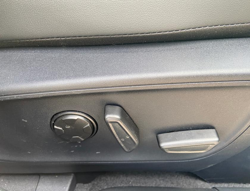 Ford Kuga Photo 4fe34f10-1aa5-446c-8282-2f2db92e984c.jpg