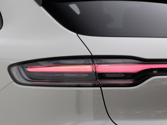 Porsche Macan Photo 26