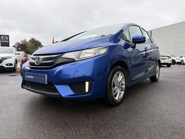 Honda Jazz Photo 5007b06a-a77b-4300-a116-2817e23d3741.jpg