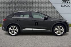 AUDI  Q4 Photo 4